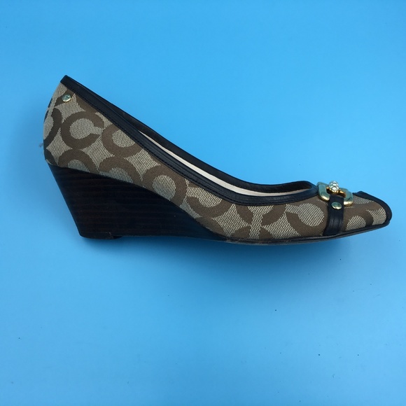 Coach Womens Brown Tan Gold Buckle Wedges Sz 7 - Picture 2 of 8